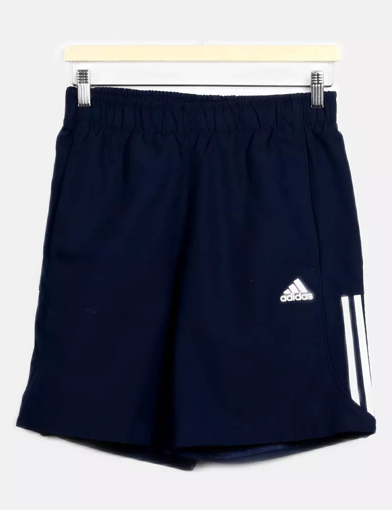 Adidas Pantalones de chándal y joggers Cortos