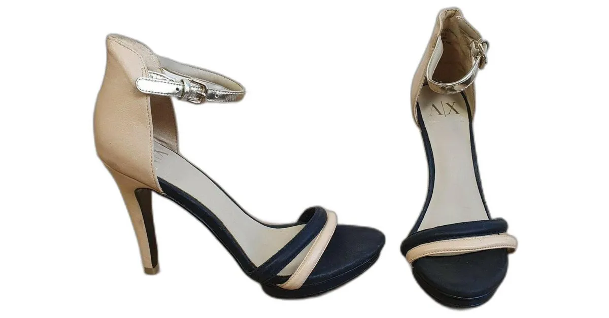 Armani Exchange Sandalias negras y nude con tira al tobillo Castaño Negro Metálico 