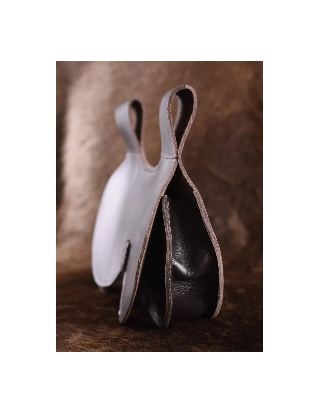 Bolso gótico cuero de vacuno