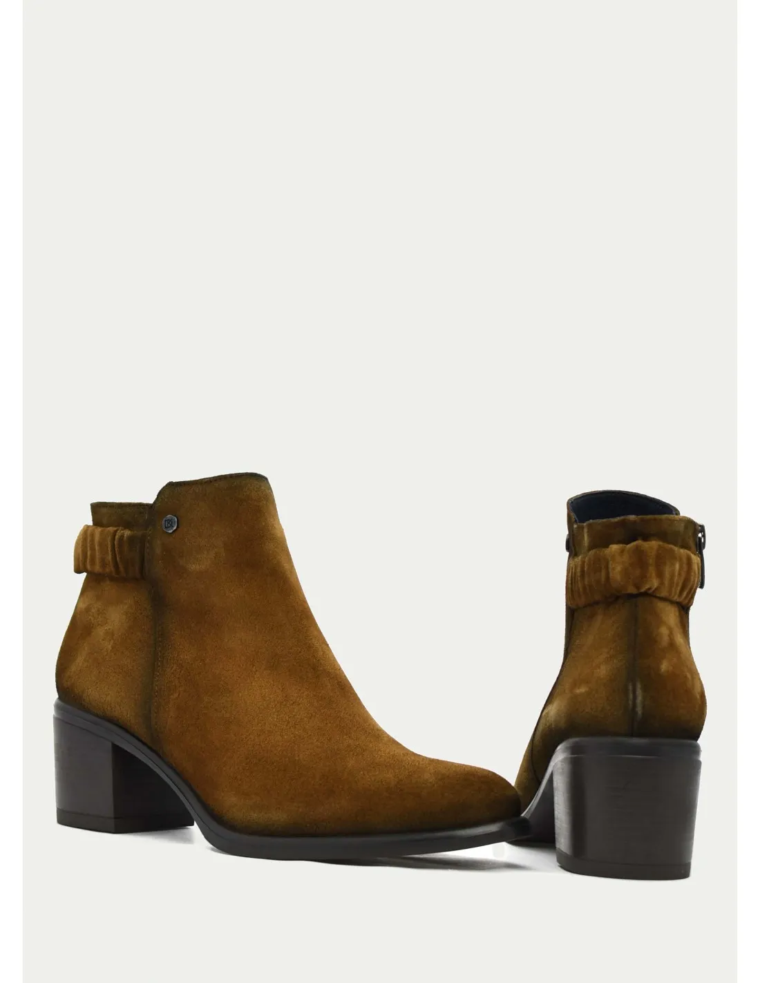 BOTAS Y BOTINES DORKING 8916 CUERO 