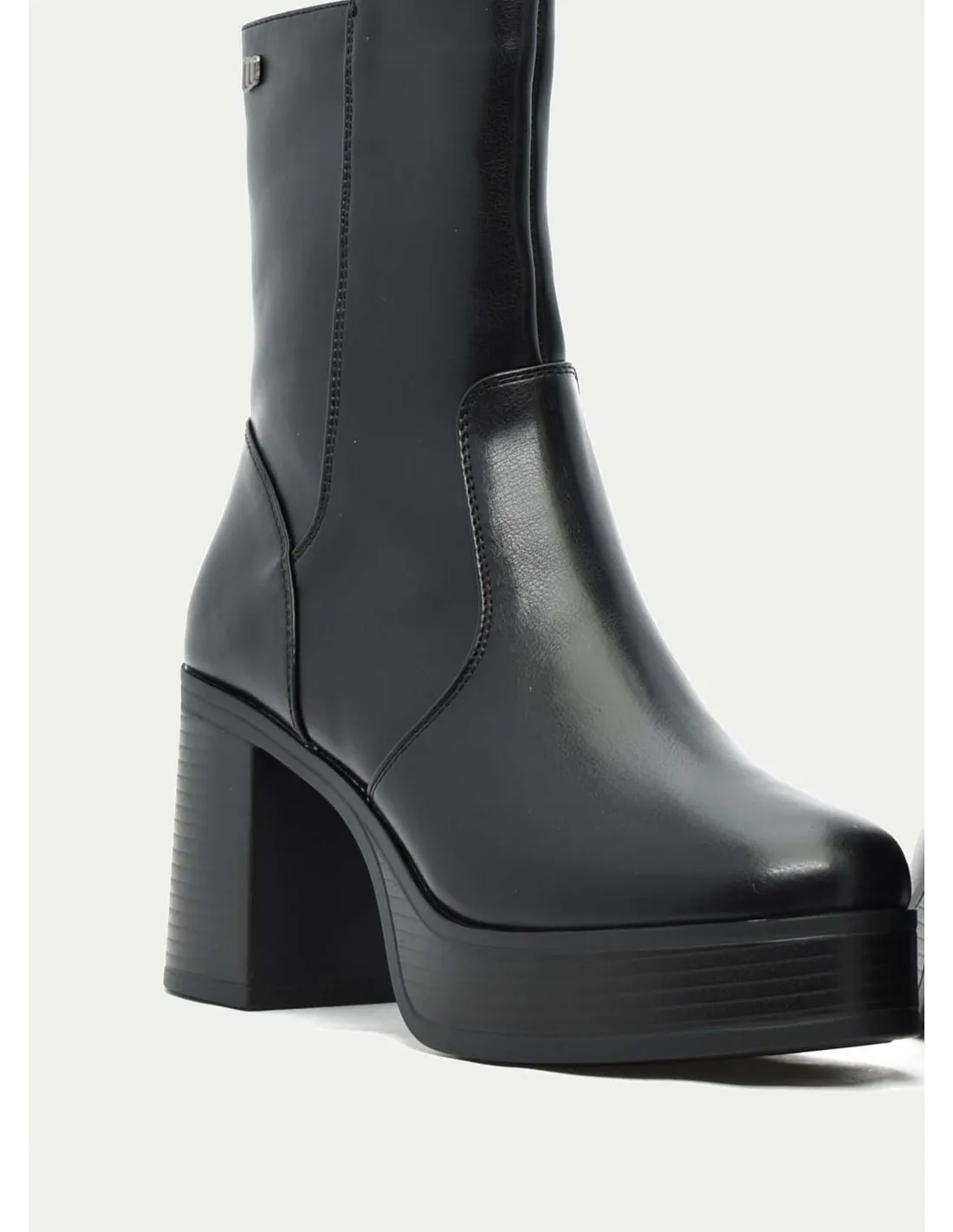BOTAS Y BOTINES MUSTANG 53562 NEGRO 