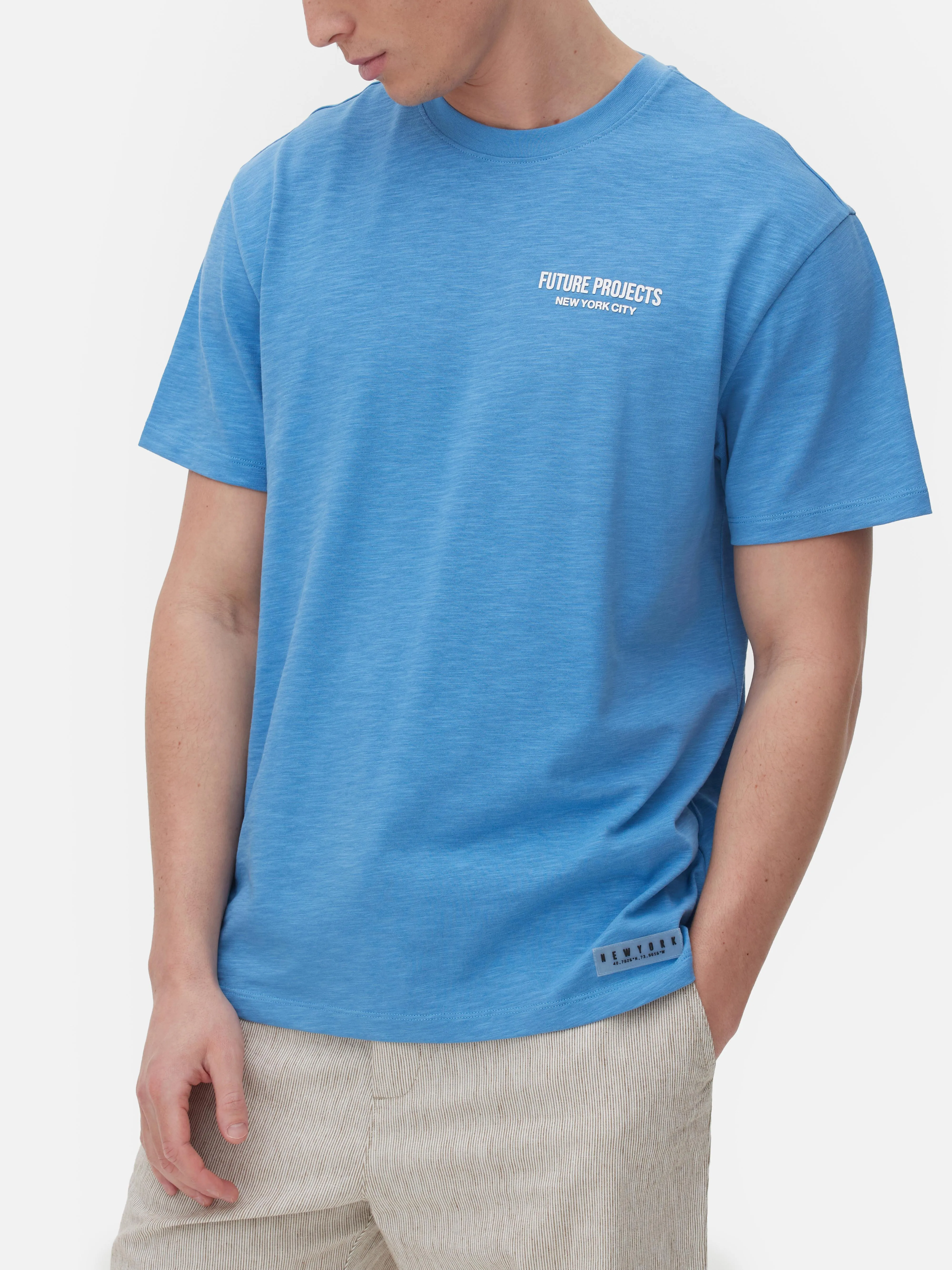 Camiseta con logotipo «Future Projects»