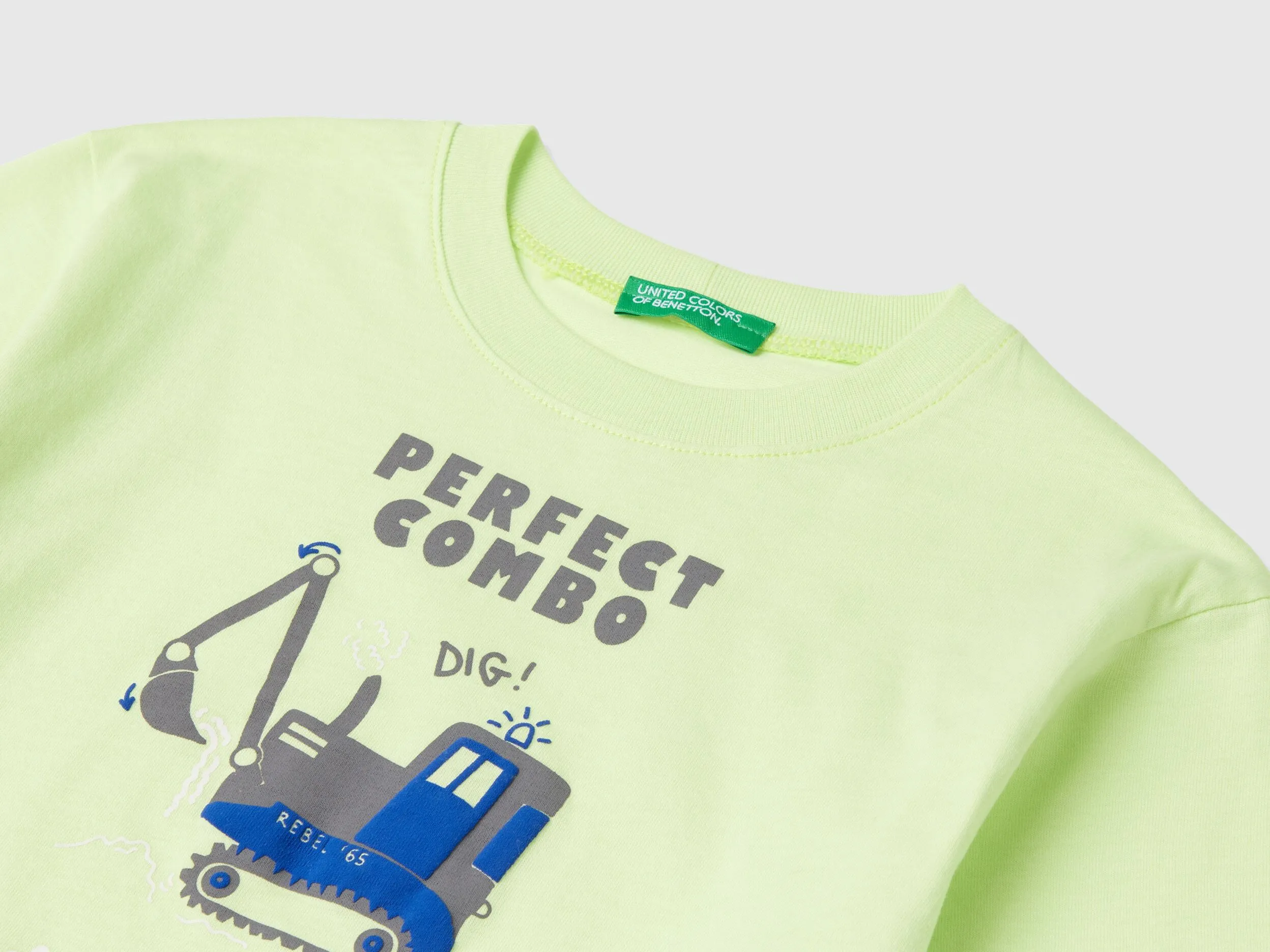 Camiseta de algodón orgánico con estampado