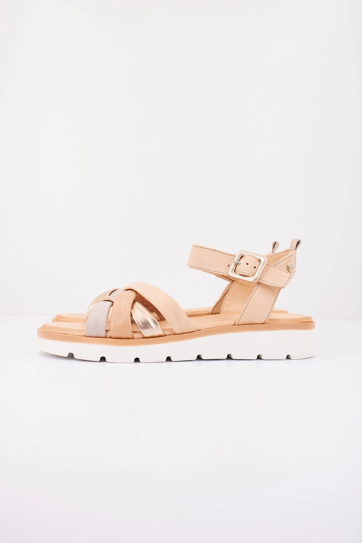 CARMELA 161557c