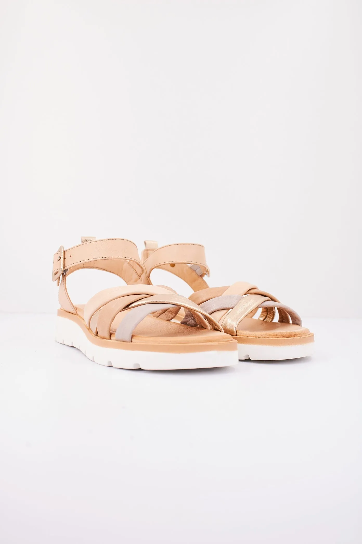 CARMELA 161557c