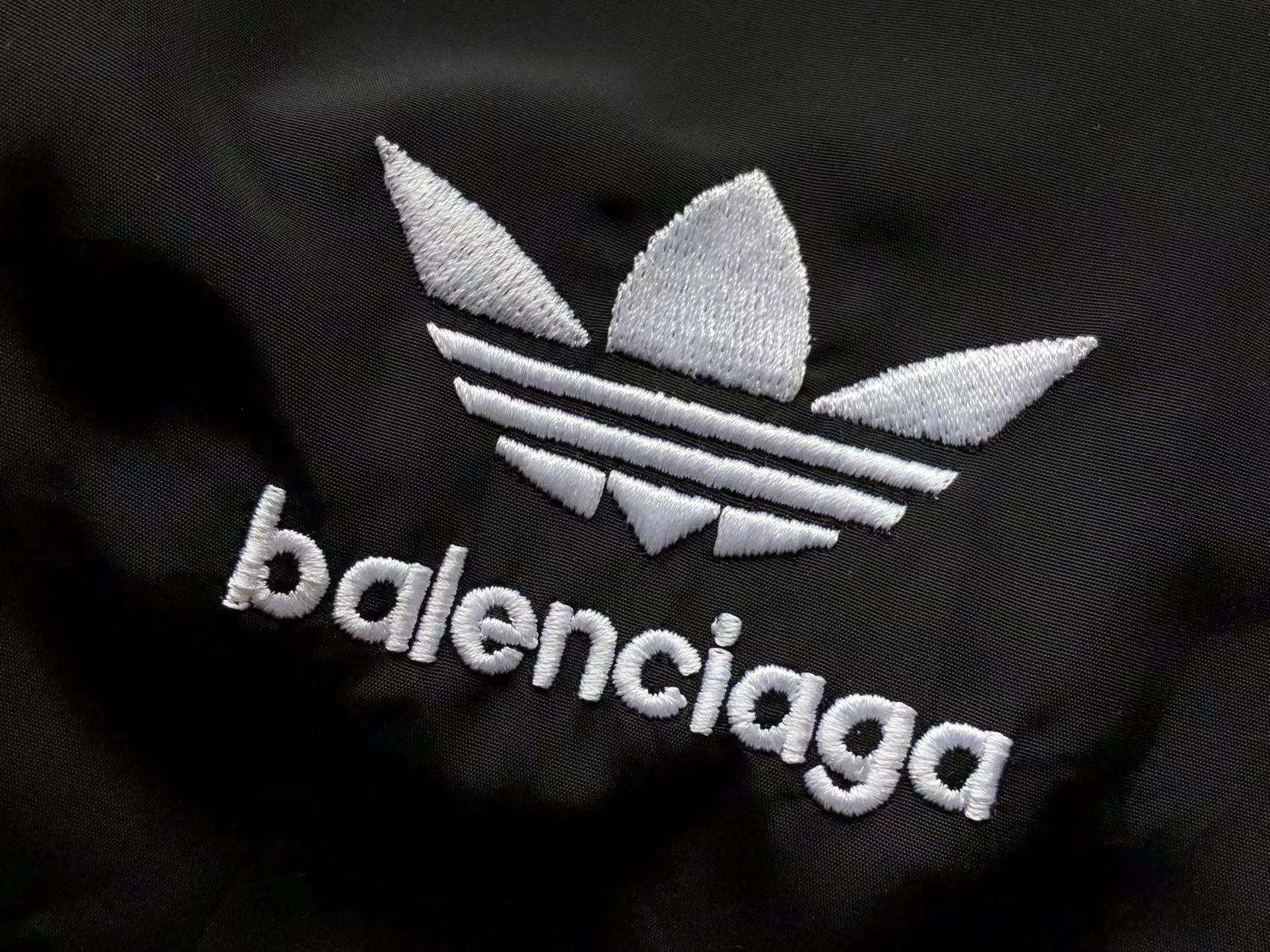 Chaqueta Balenciaga x Adidas ZIP