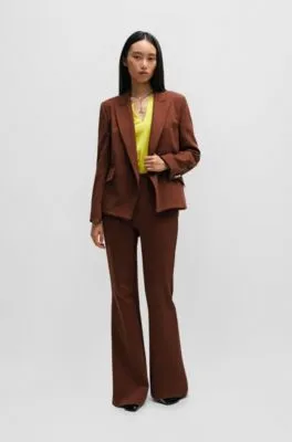 Chaqueta regular fit de sarga elástica