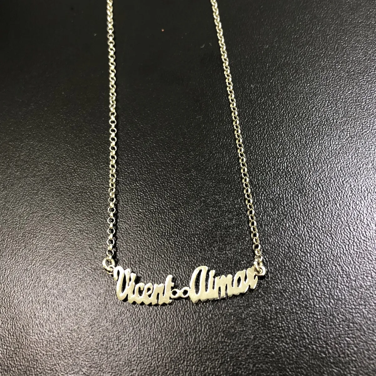 *Colgante Nombre personalizado con Infinito