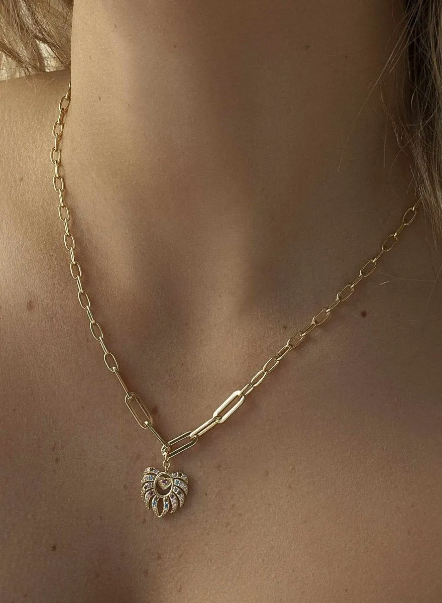 Collar cadena estilo eslabón con colgante en forma de hoja