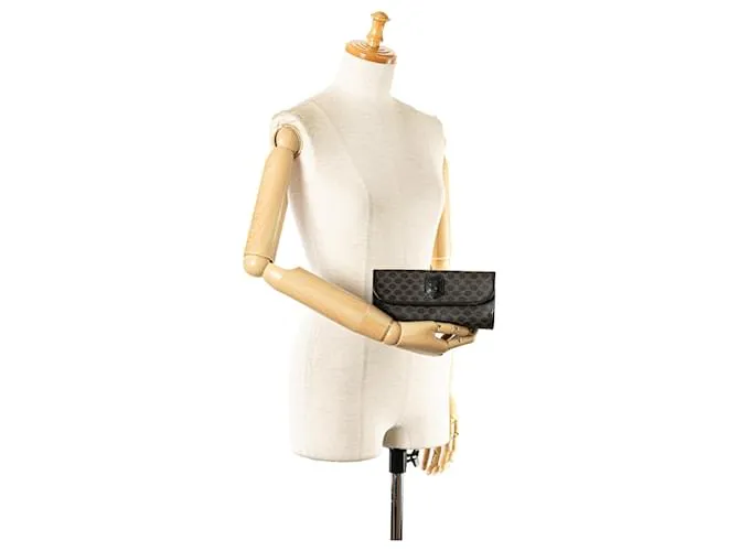 Céline Clutch Macadam Negro Celine Castaño 