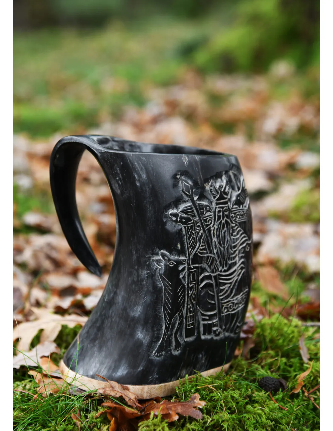 Jarra vikinga de hidromiel diseño Odín, base de madera