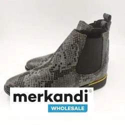 Lote de Botas de Invierno en diferentes modelos y diseños