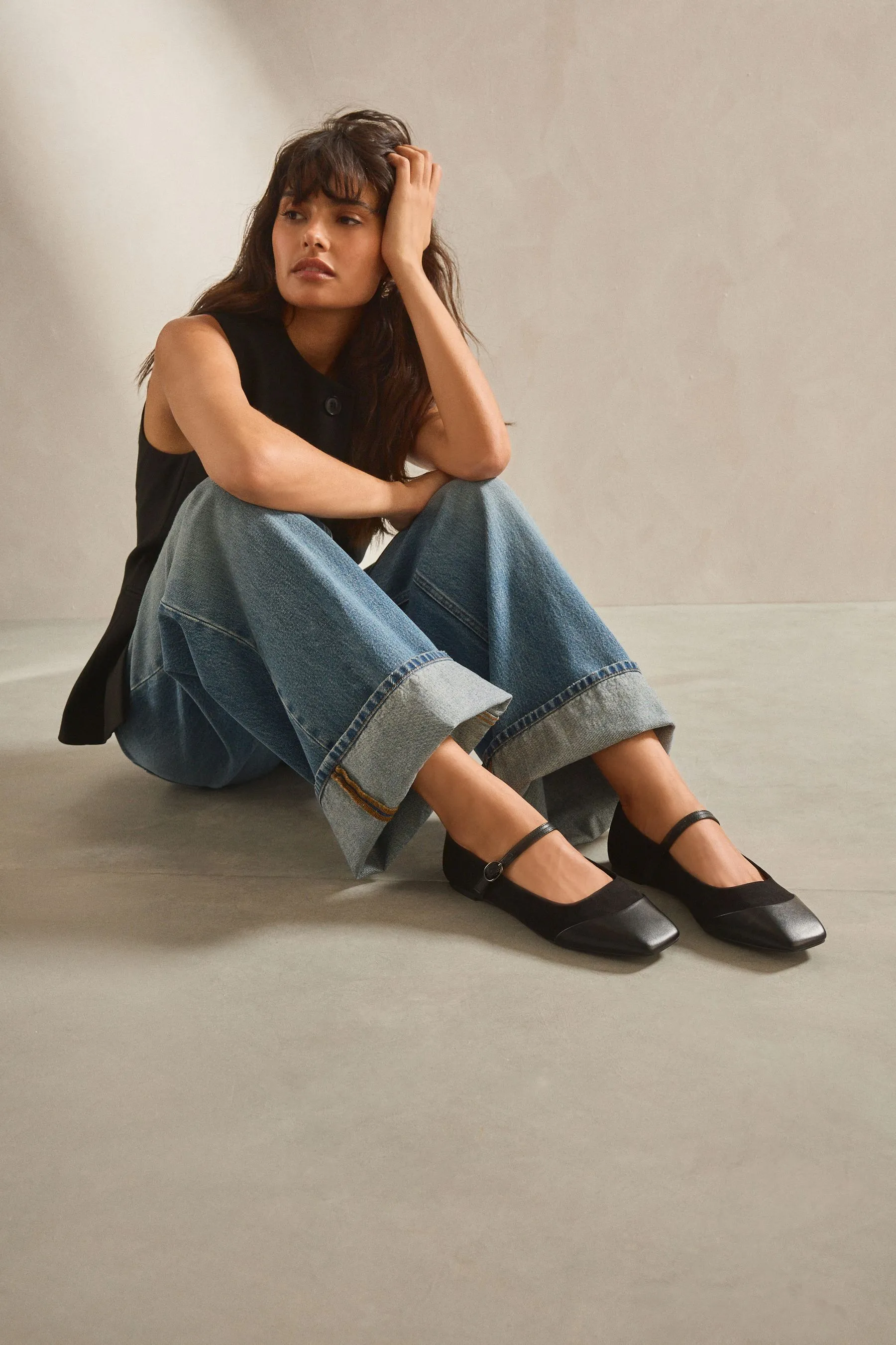 NEGRO  MERCEDITAS CON PUNTERA CUADRADA FOREVER COMFORT®