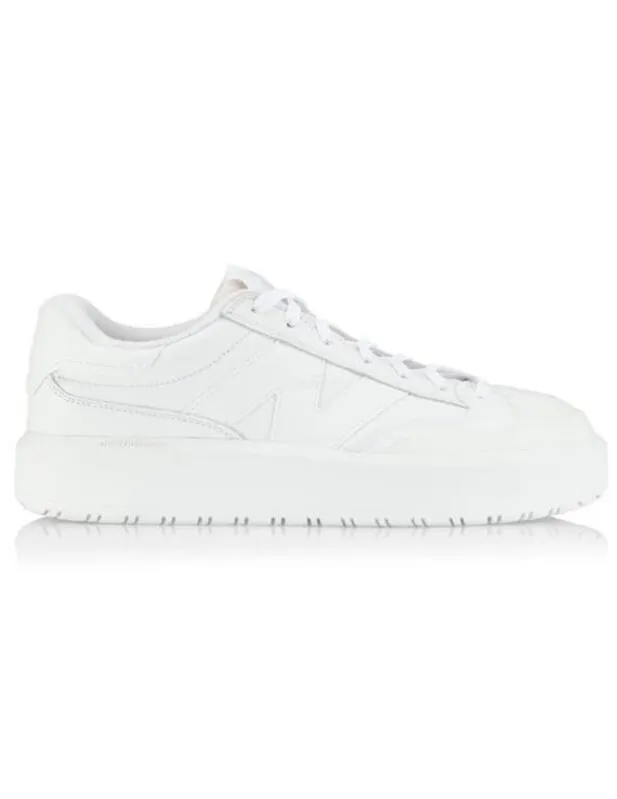 New Balance  Zapatilla 302CLA en Blanco para Mujer