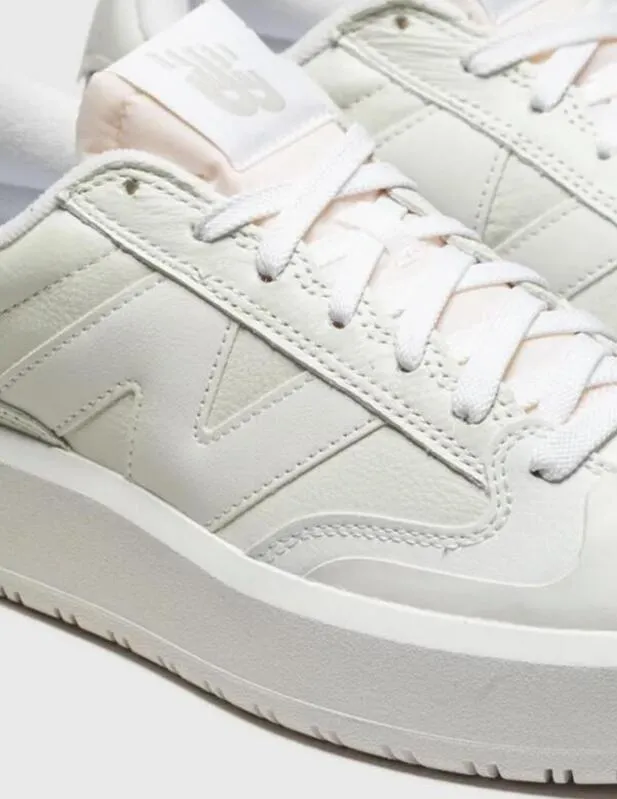 New Balance  Zapatilla 302CLA en Blanco para Mujer