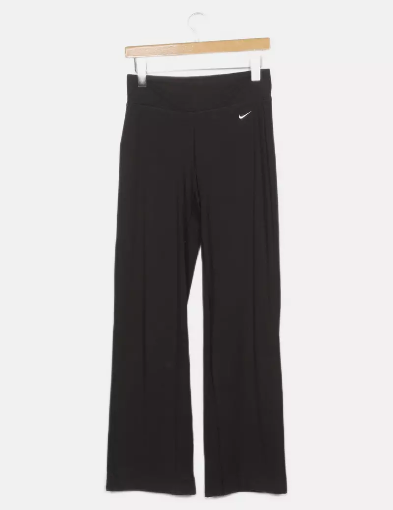 Nike Pantalones de chándal y joggers Anchos