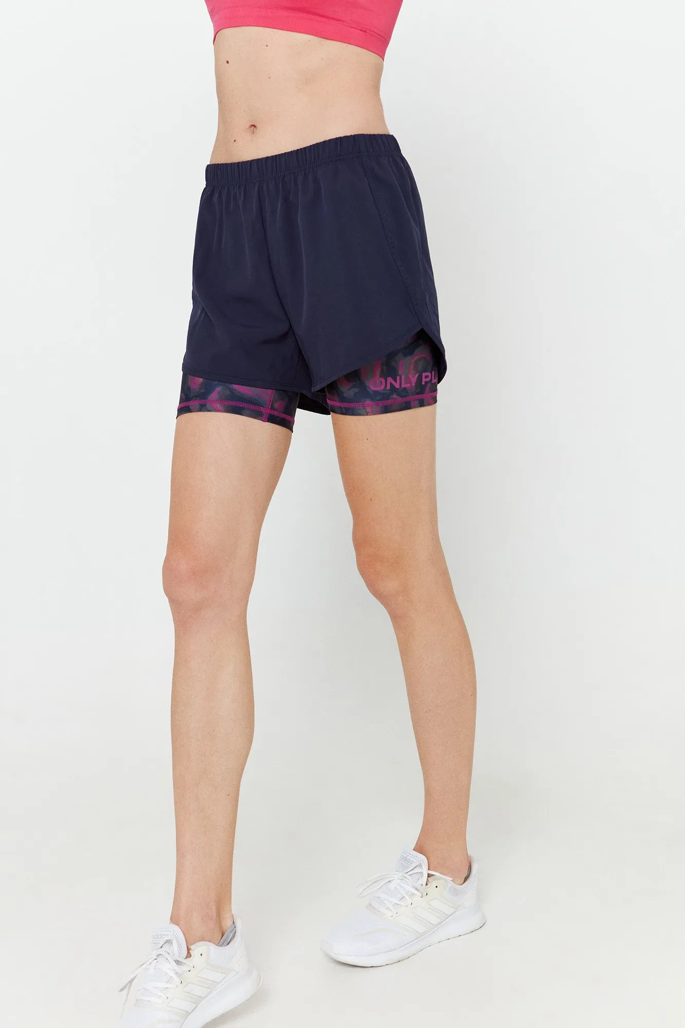 Only Play Short malla deportiva estampada
