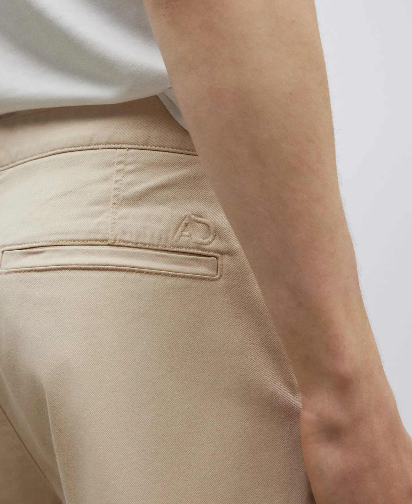Pantalón chino sarga algodón hombre