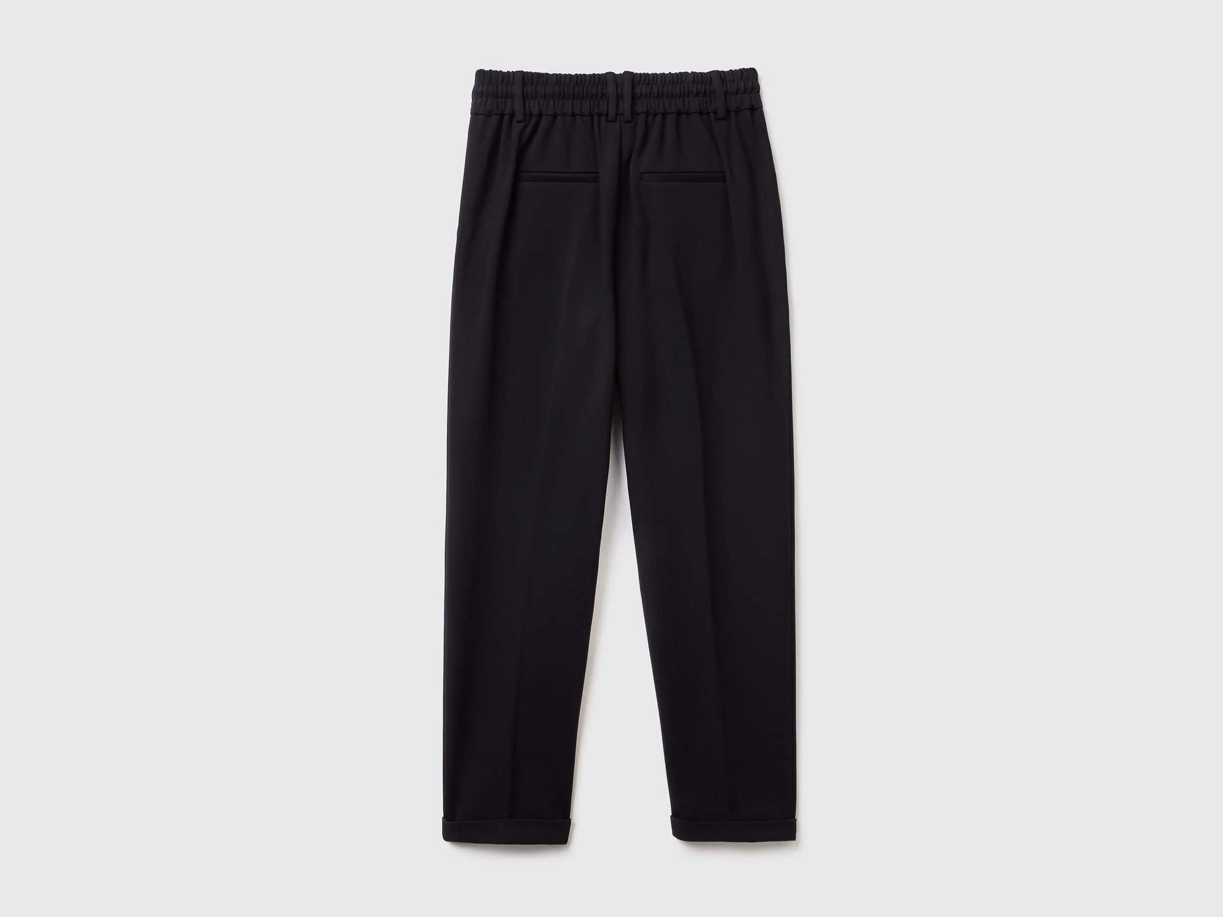 Pantalón liso con cordón