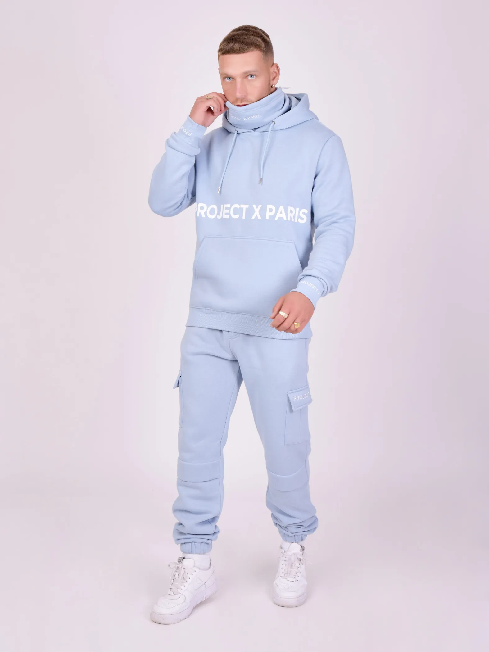Pantalones de chándal estilo cargo básicos