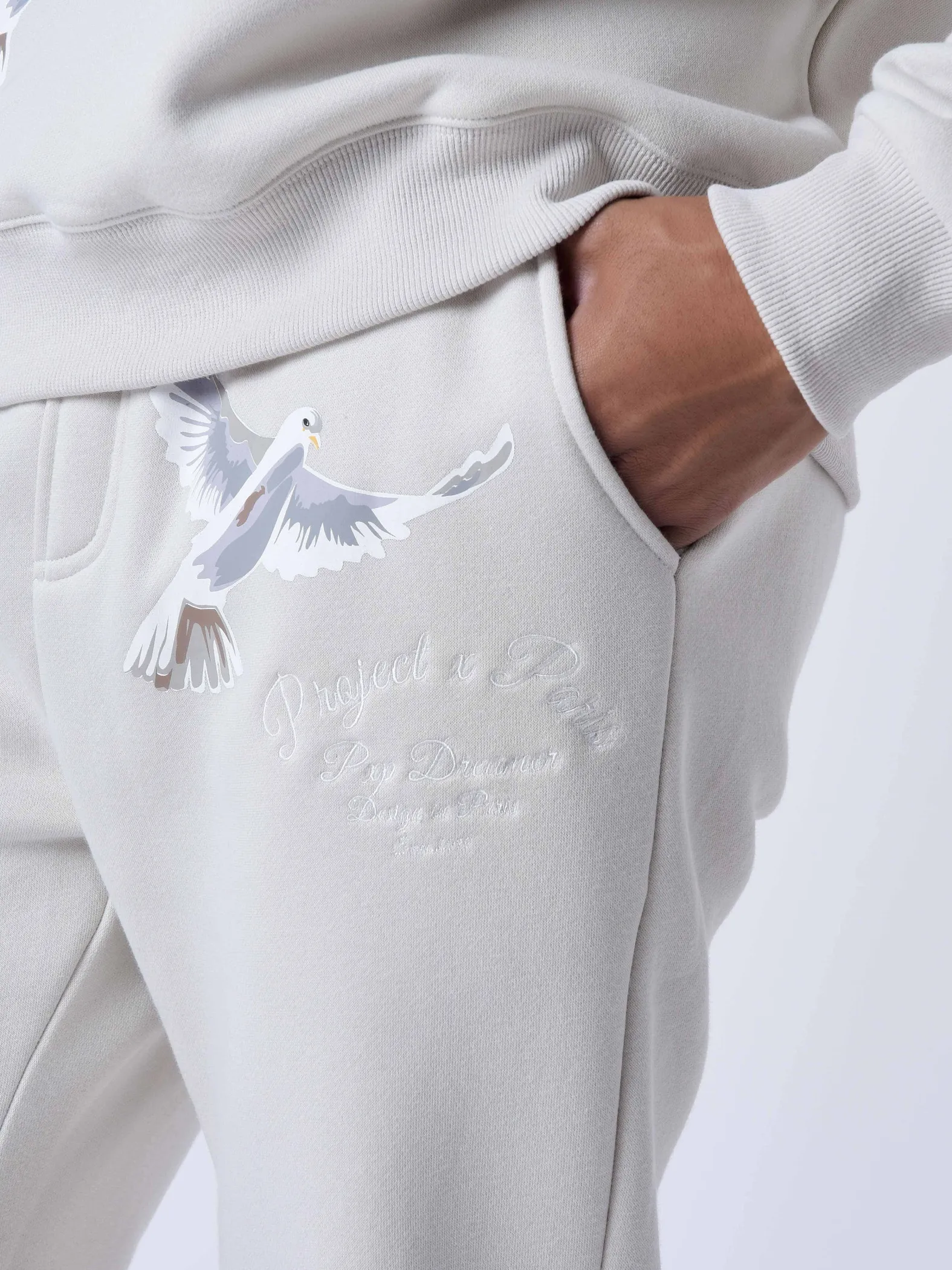 Pantalones de chándal sueltos con estampado de palomas