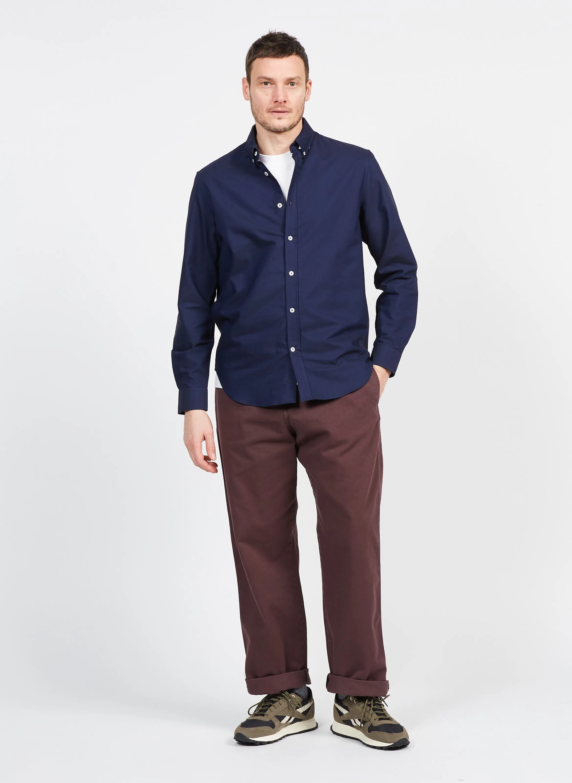 Pantalón recto de algodón orgánico en violeta