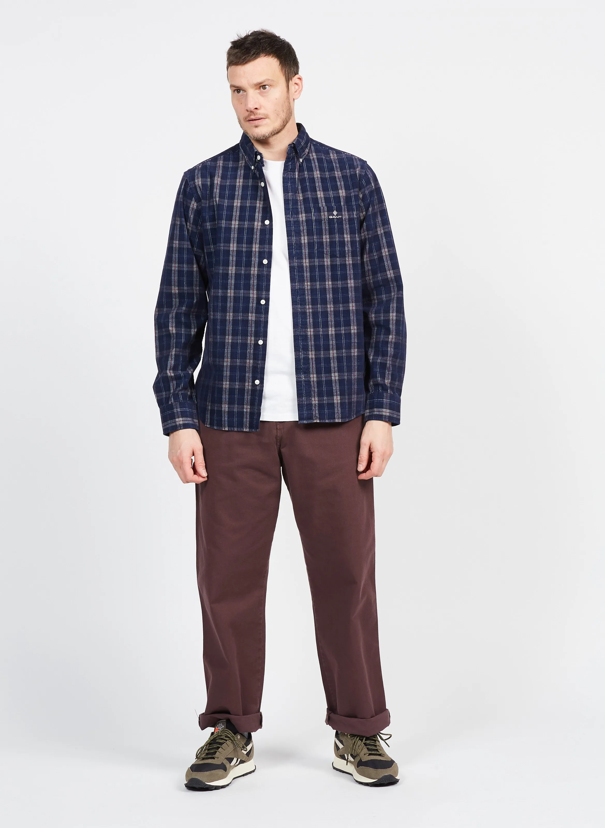 Pantalón recto de algodón orgánico en violeta