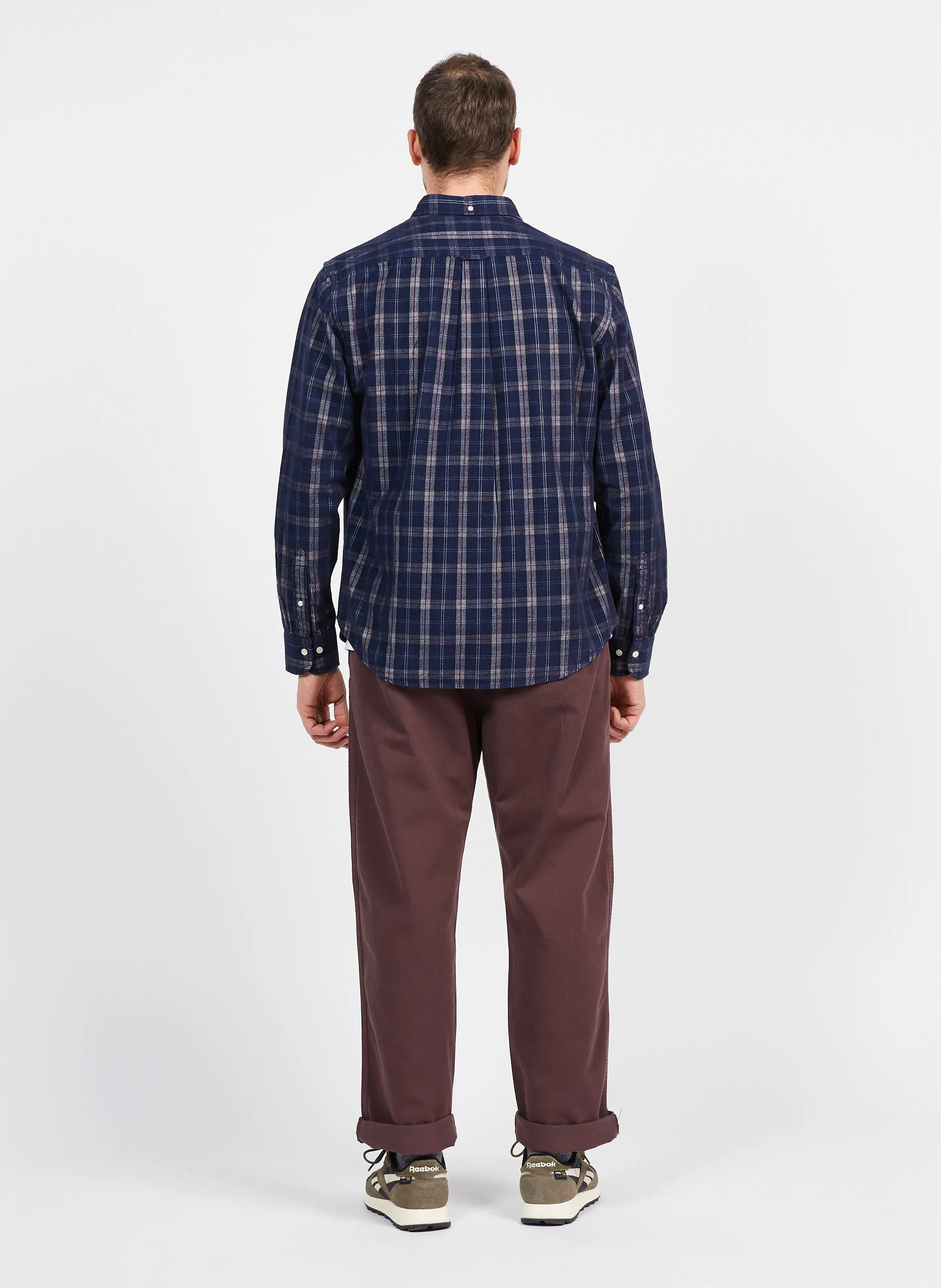 Pantalón recto de algodón orgánico en violeta