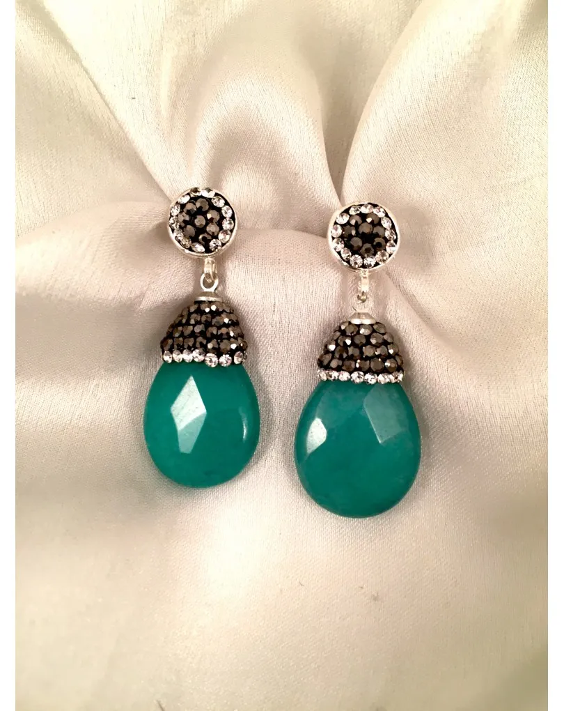 PENDIENTES VERDE AGUA ELEGANTES DE LAGRIMA EN PIEDRAS SEMIPRECIOSAS