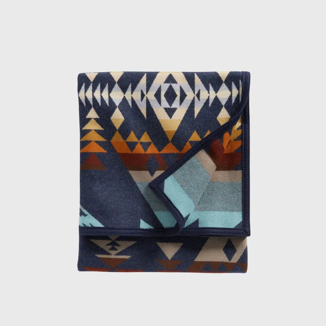 Pendleton Jaquard Unnapped Robe Diamond Peak