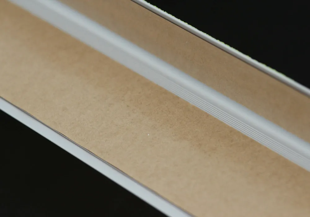 Perfil de borde de peldaño antideslizante, aluminio m2 Easy Clean amarillo, ancho 610mm, grosor 4mm
