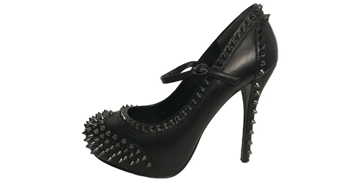 Pierre Balmain Tacones Negro 