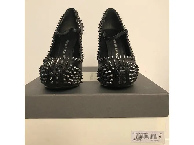 Pierre Balmain Tacones Negro 