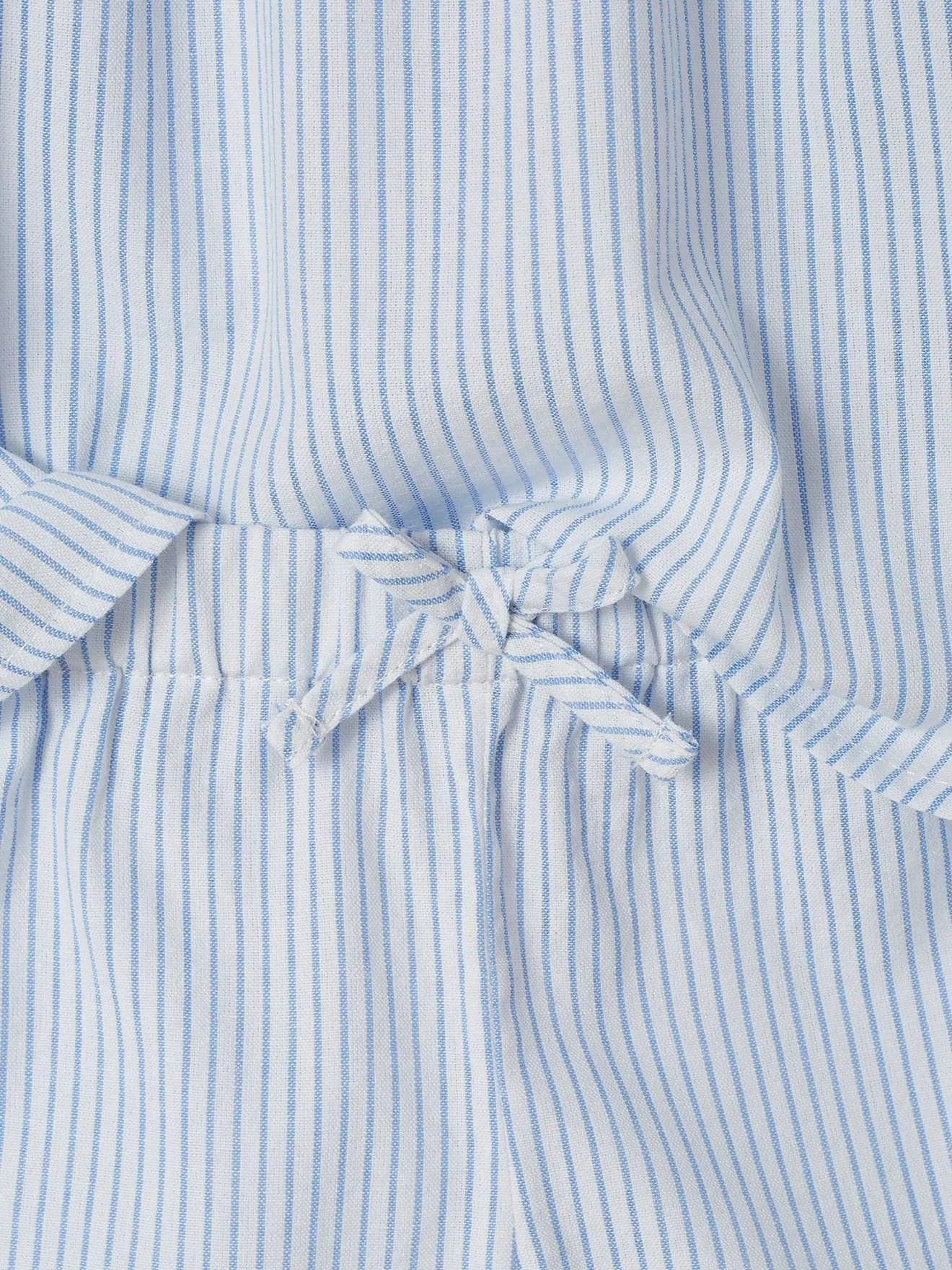 Pijama con short a rayas para niña