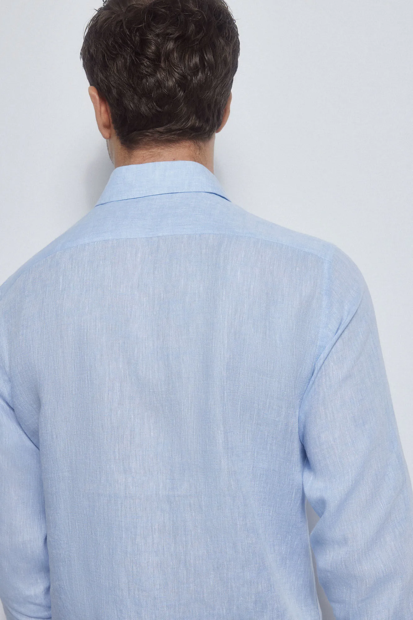 Plain linen shirt