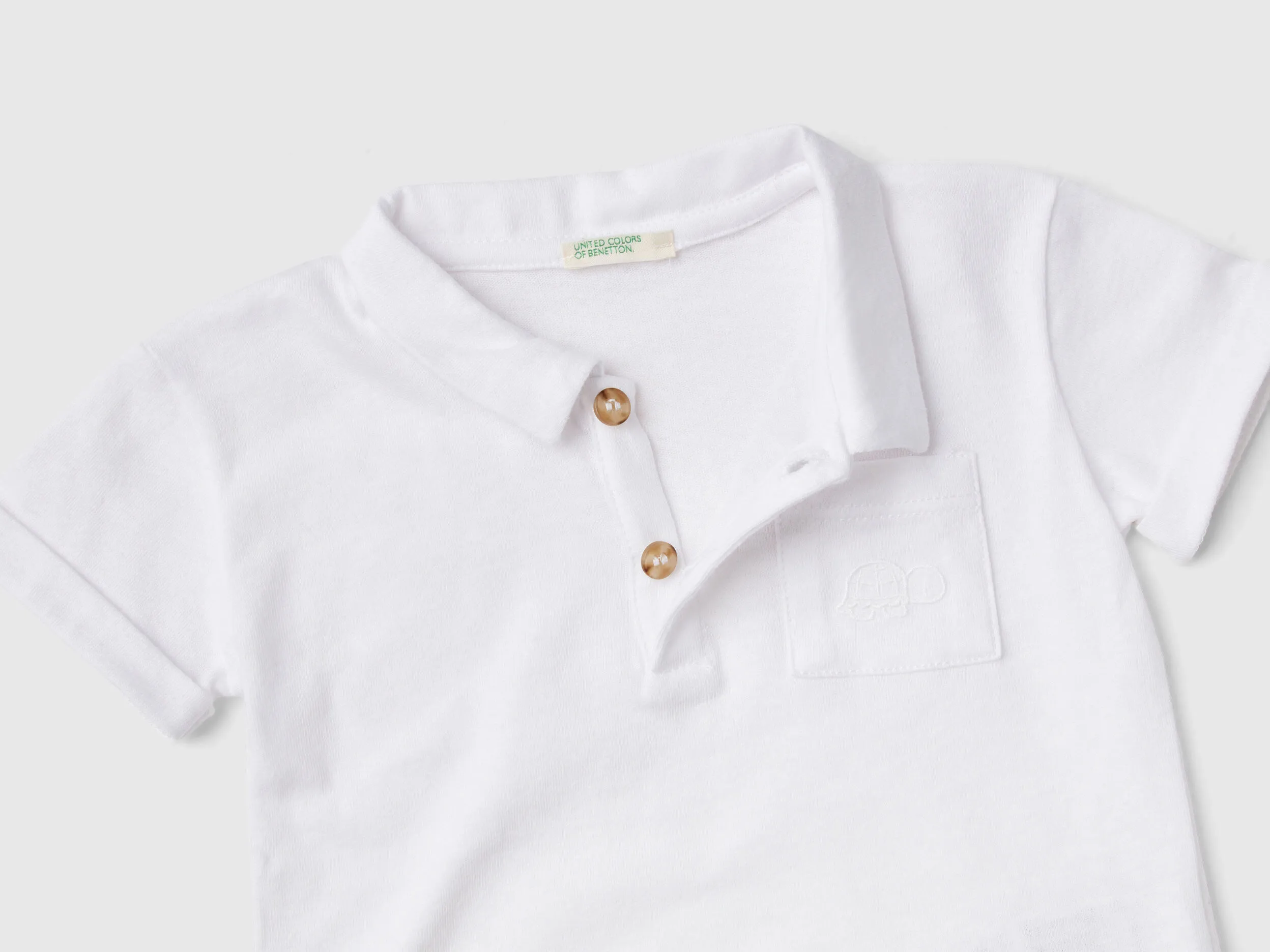 Polo de lino mixto