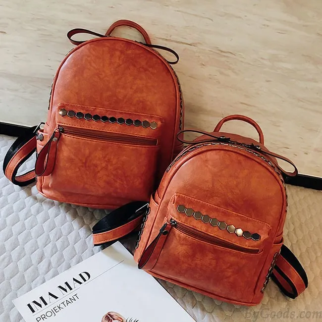 Punk Rivet College Women's Leisure Retro Leather Backpack