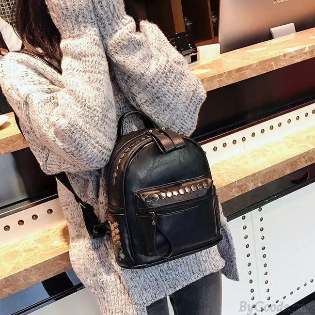 Punk Rivet College Women's Leisure Retro Leather Backpack