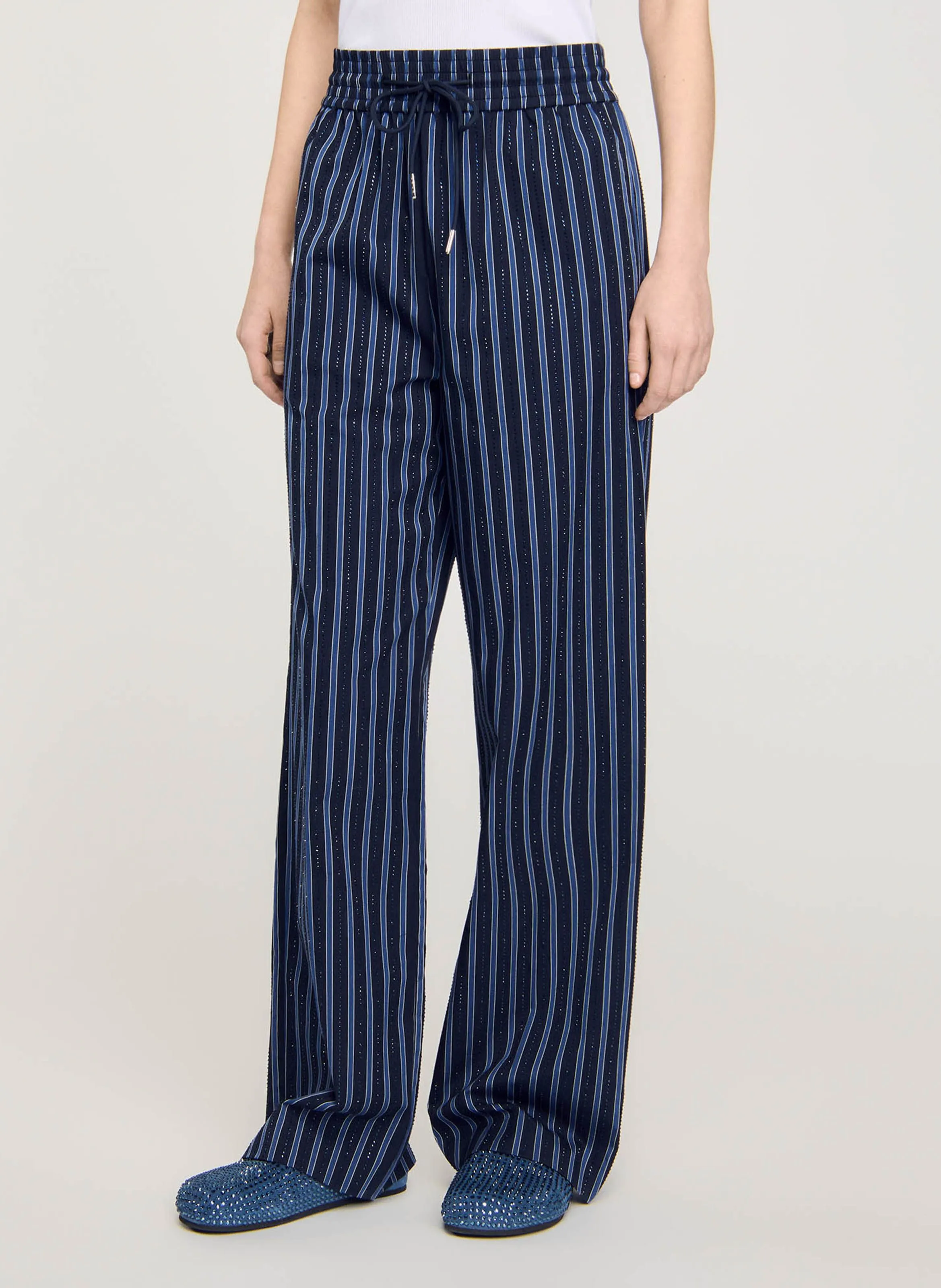SANDRO Pantalón ancho recto de algodón a rayas. en azul