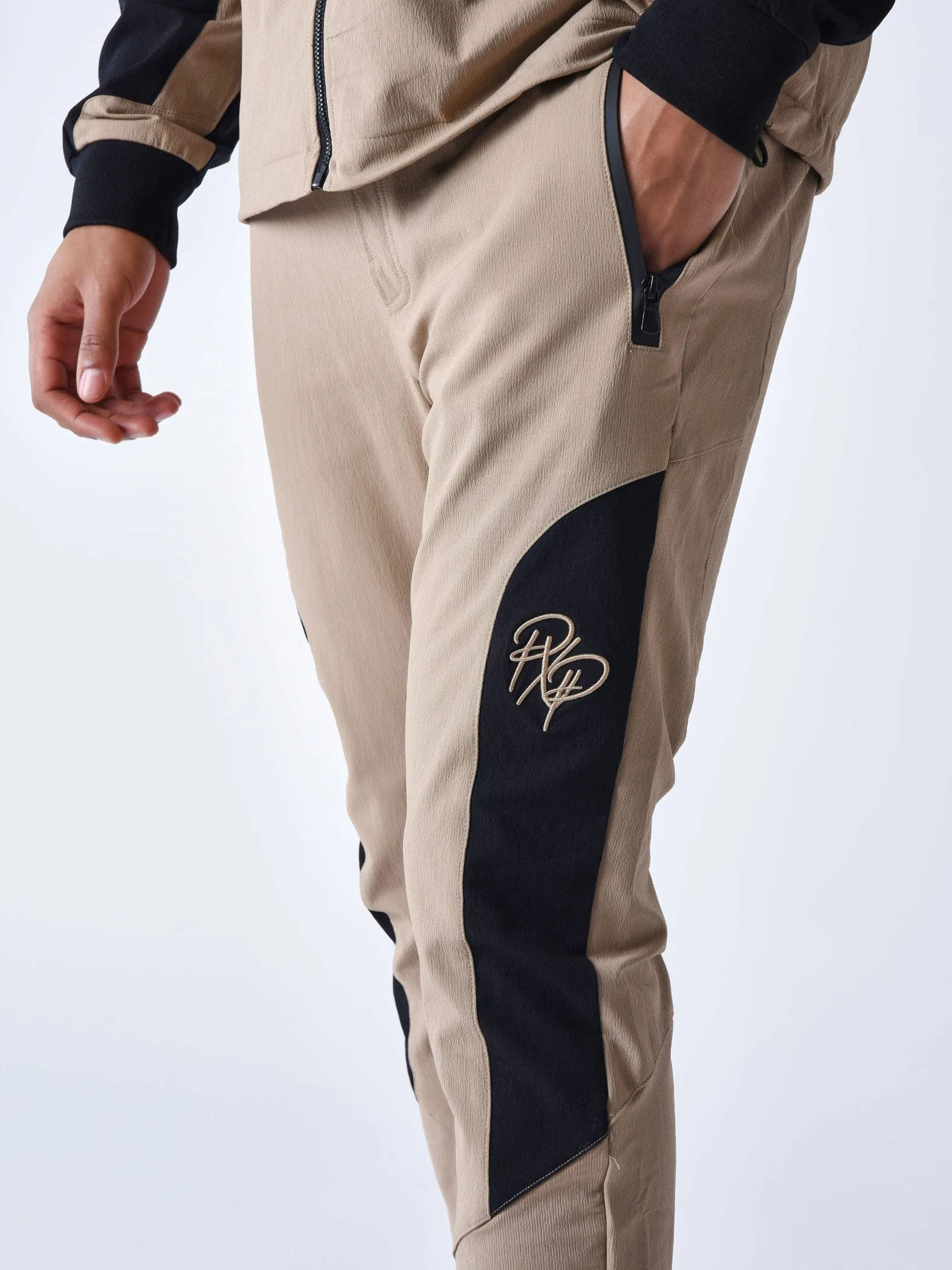 Techwear bicolor Pantalones de chándal