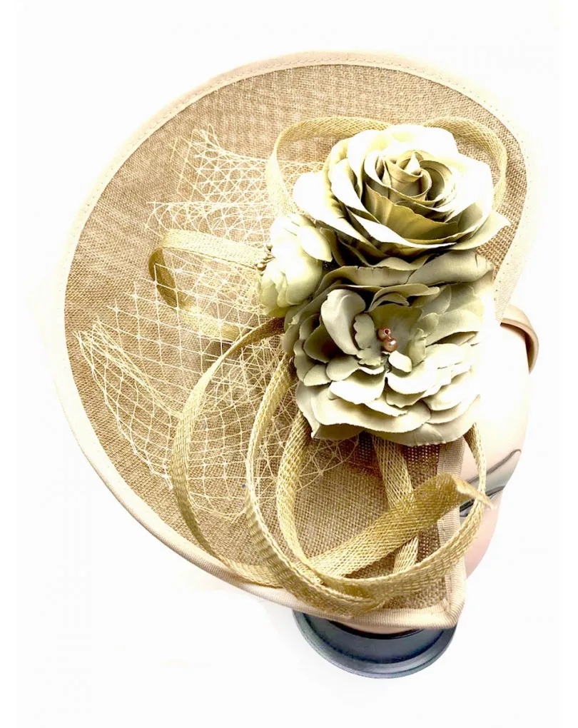 TOCADOS ELEGANTES PARA BODAS EN TONO ORO VIEJO