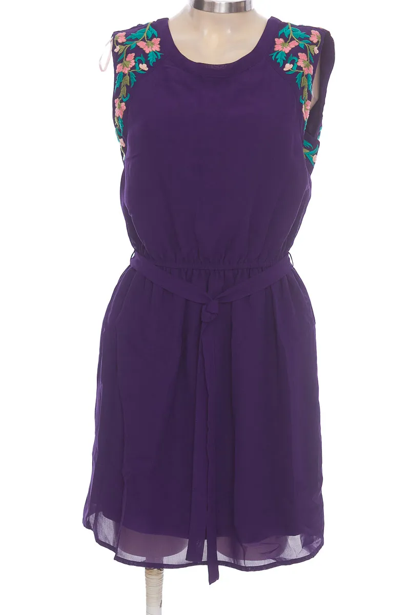 VESTIDO / ENTERIZO COLOR MORADO  FOREVER 21