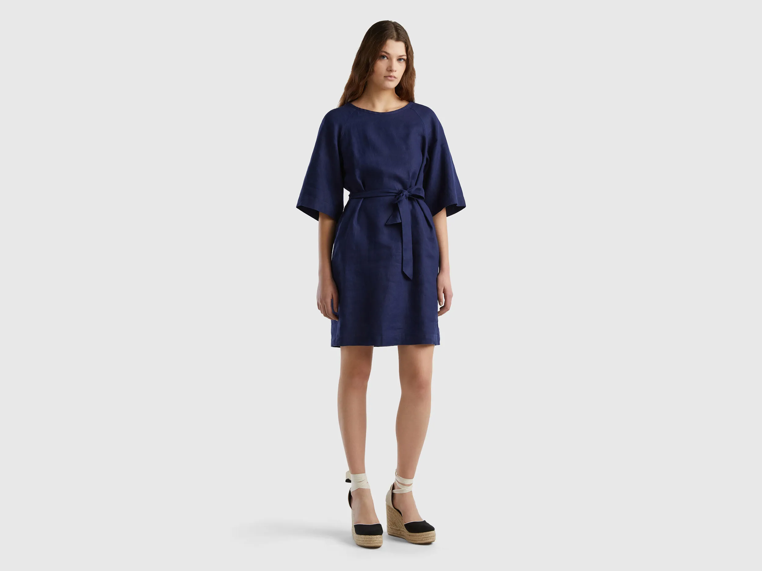 Vestido corto de lino puro