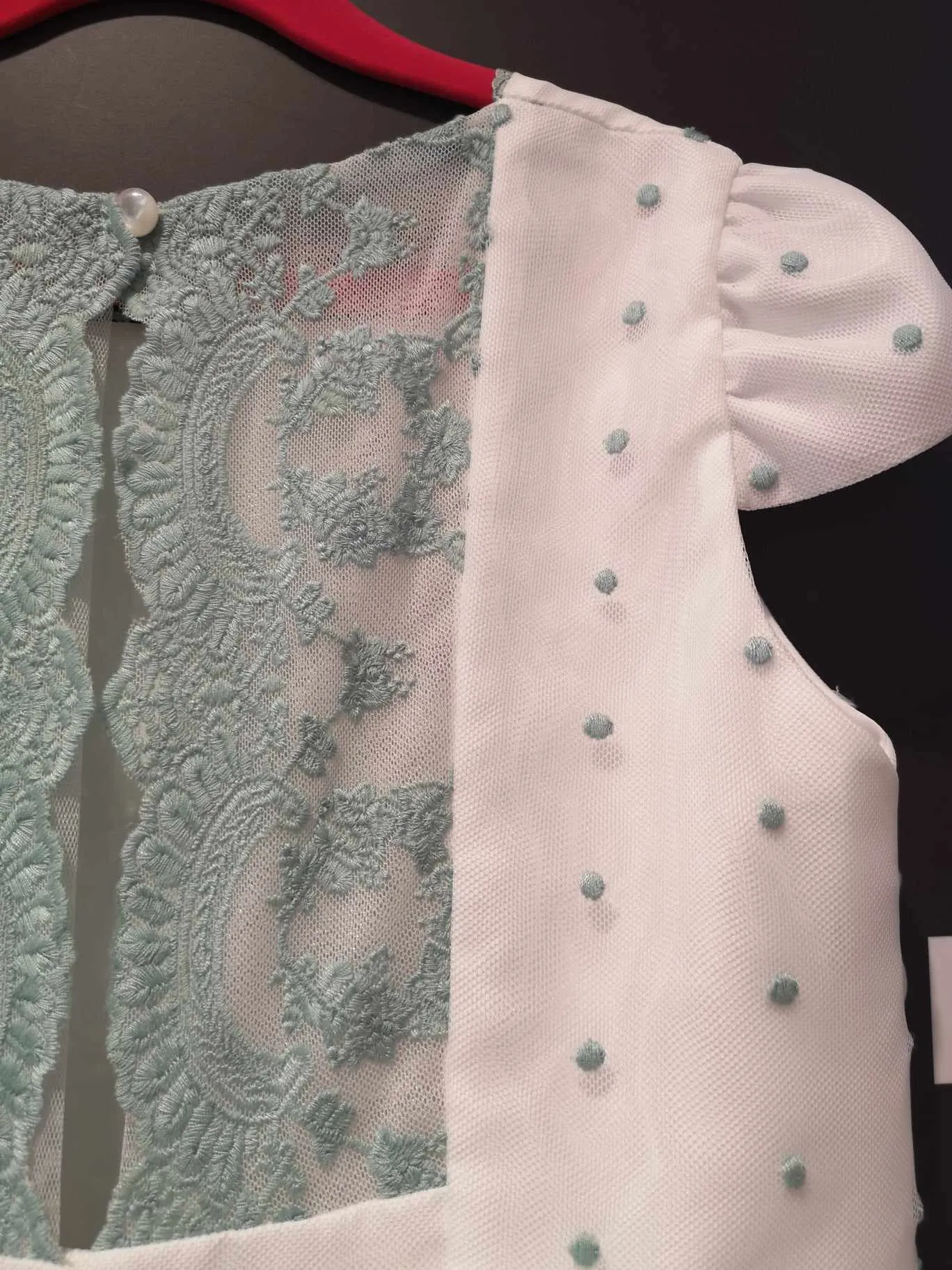 Vestido de comunión con manguitas cortas