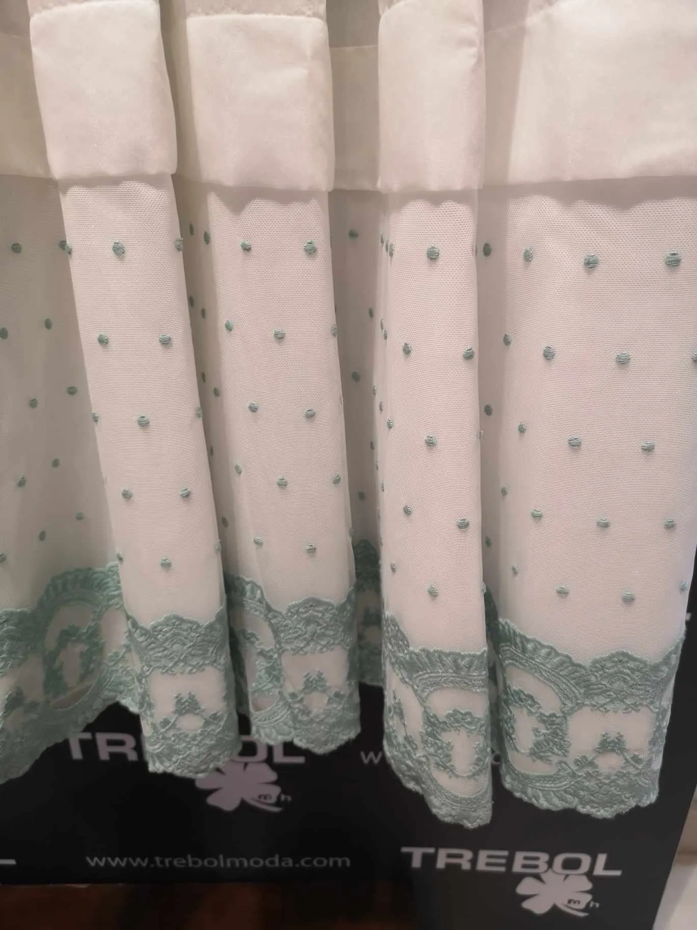 Vestido de comunión con manguitas cortas