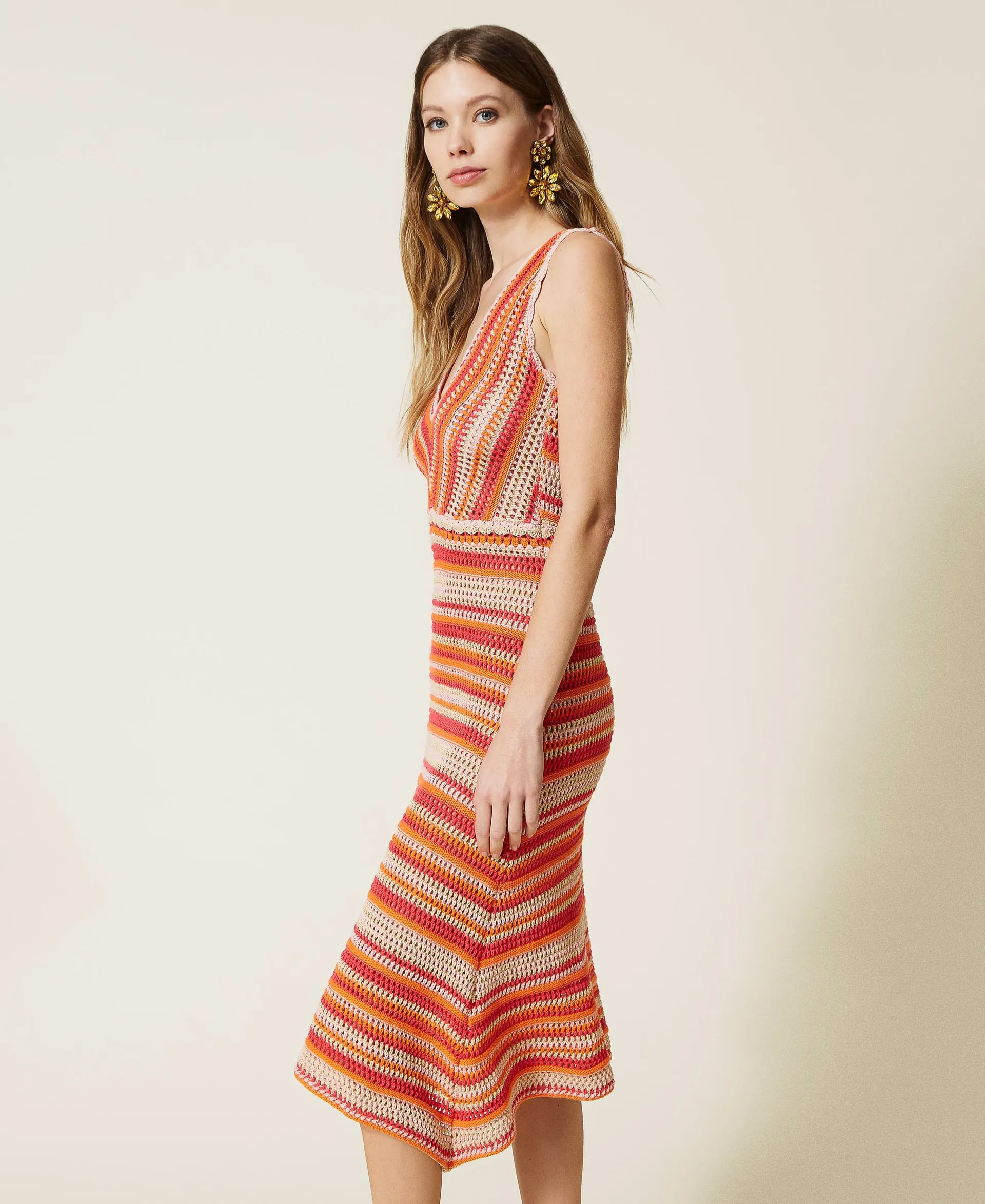 Vestido midi de punto de ganchillo multicolor