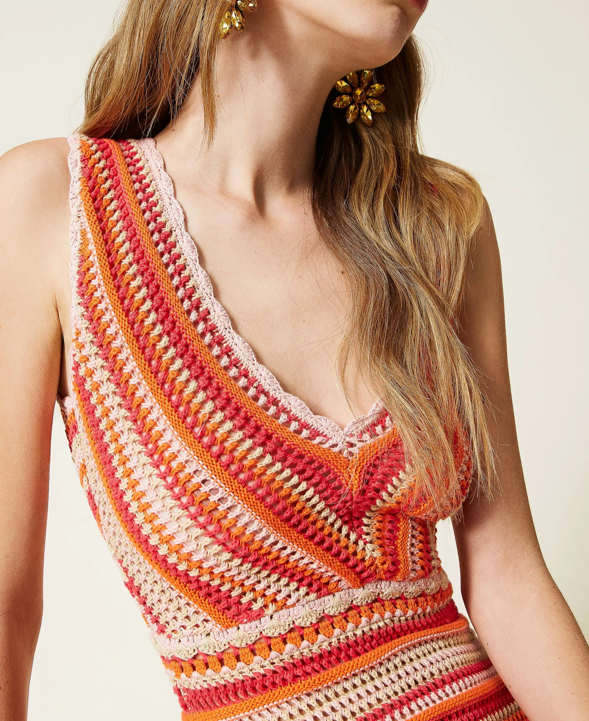 Vestido midi de punto de ganchillo multicolor