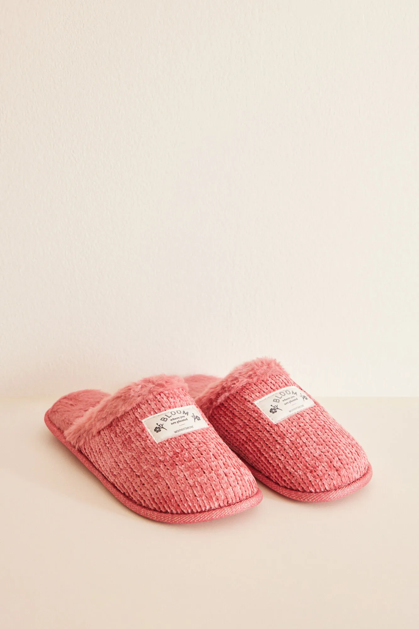 Zapatillas casa chenilla rosa