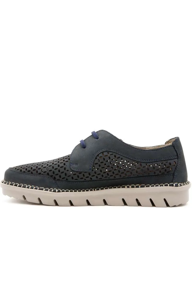 Zapato con cordones color azul de Callaghan