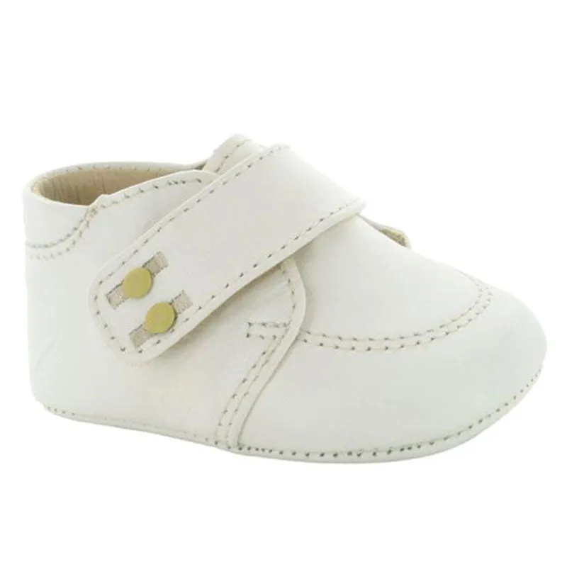 Zapato para nio recién nacido color beige